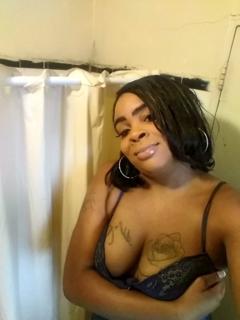 Ts Alexis banks