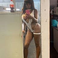 Monicalovejones’s Avatar