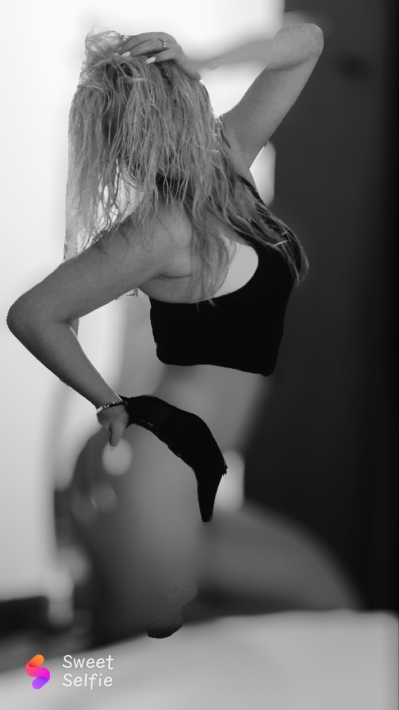 Ashlee Renee
