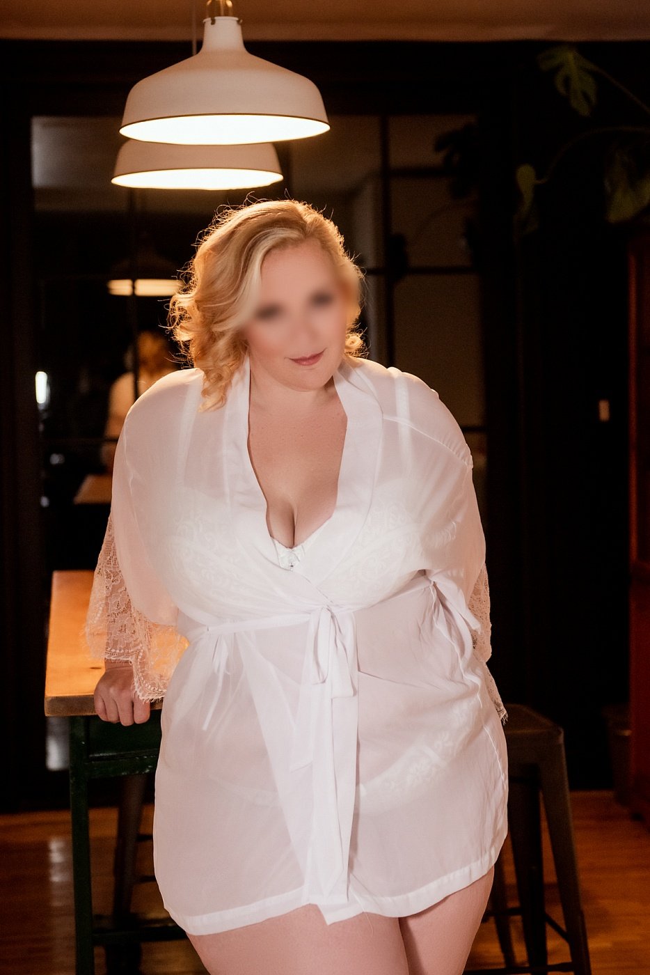 Evaline Desire