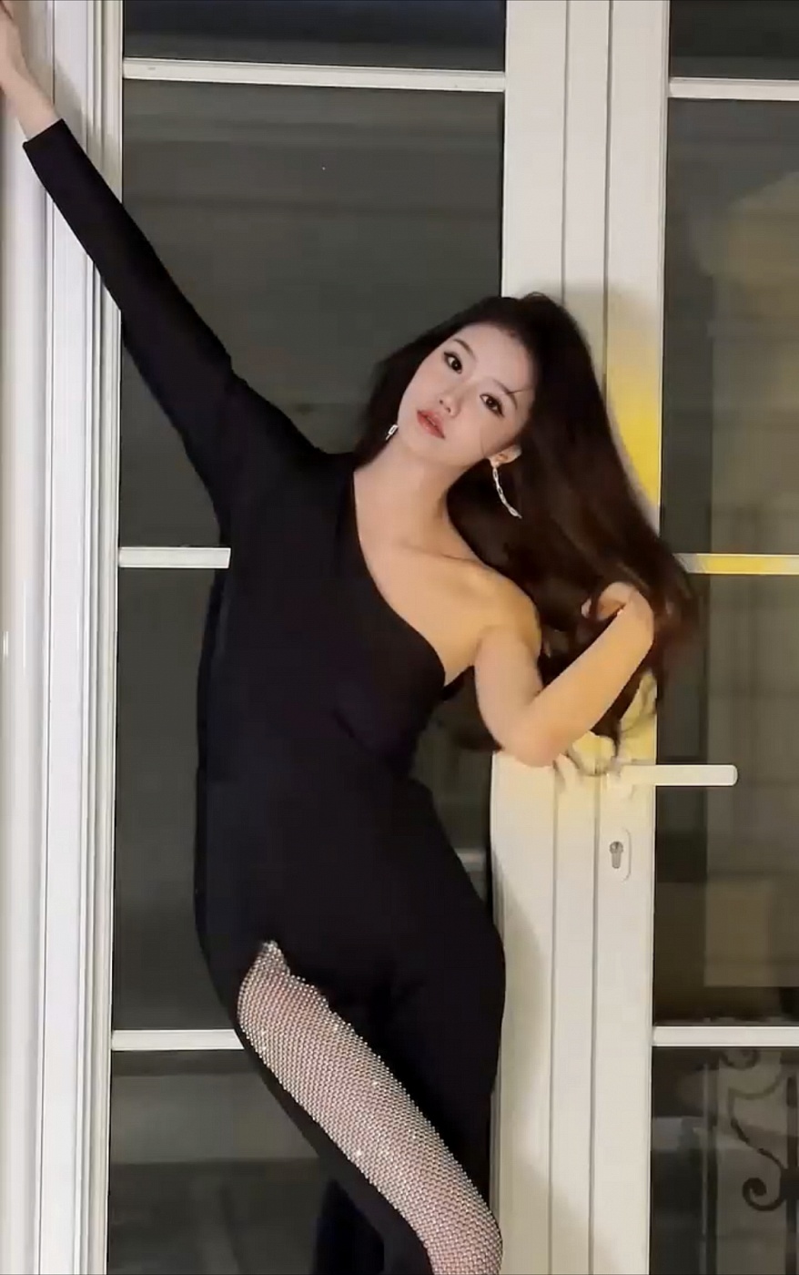 Bella