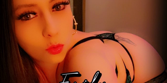 Ashlie Styles’s Cover Photo