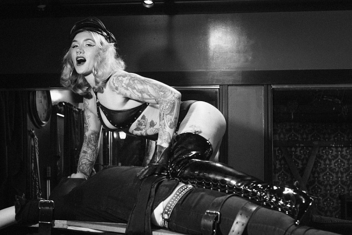 Domina Davitta Dolce