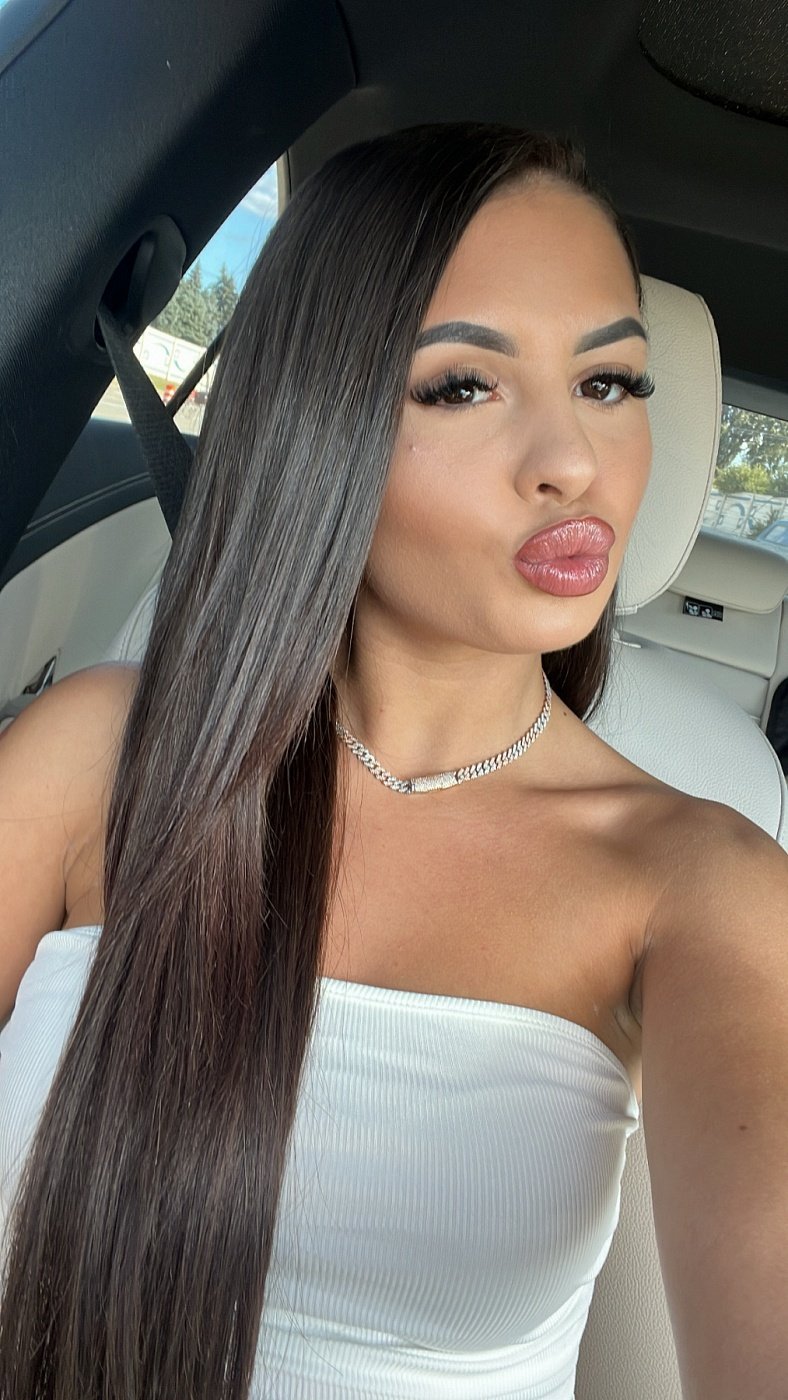 Mia