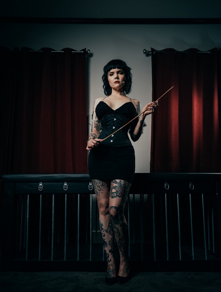 Mistress Petra Hunter