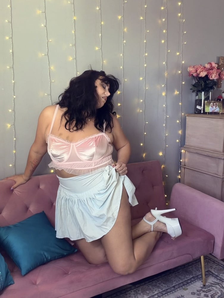 Thick Tesa Rose