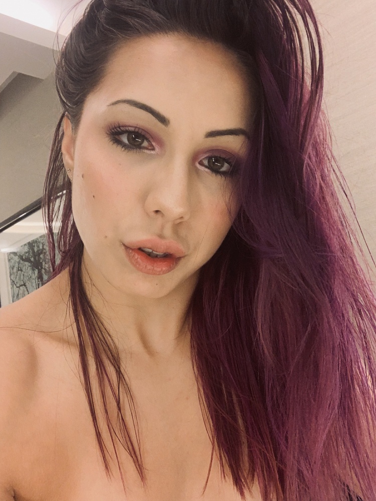 Luna skyy