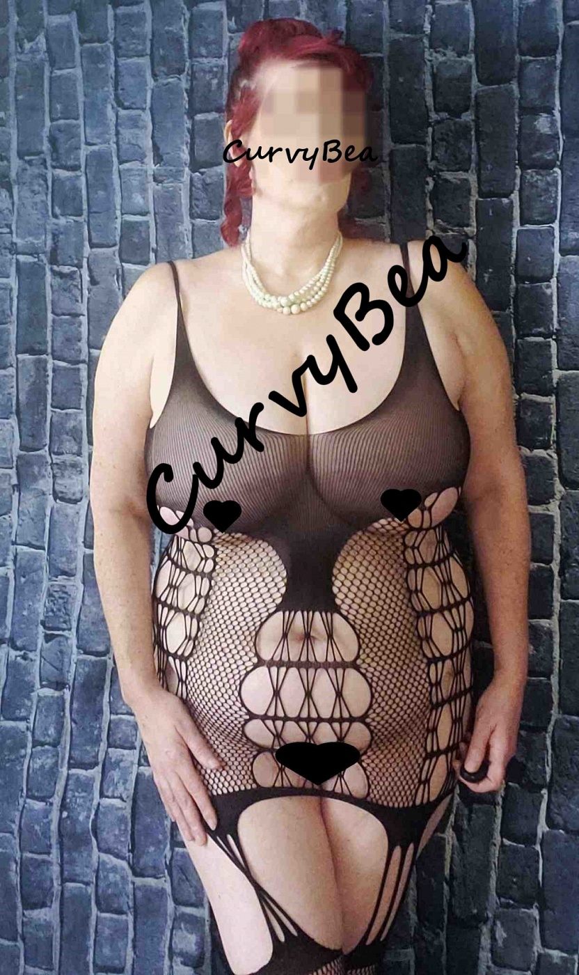 CurvyBea