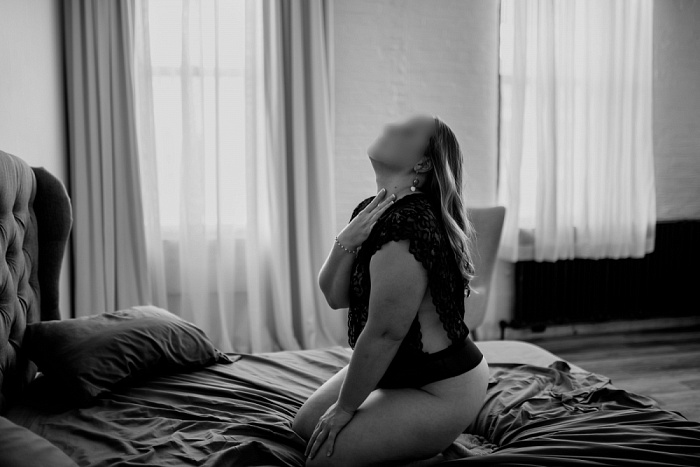 Ally Rose