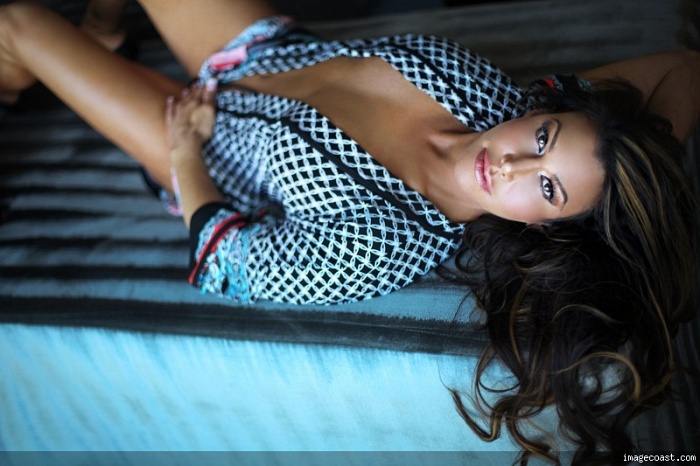 Lovely Lorena aka Lorena De Leon