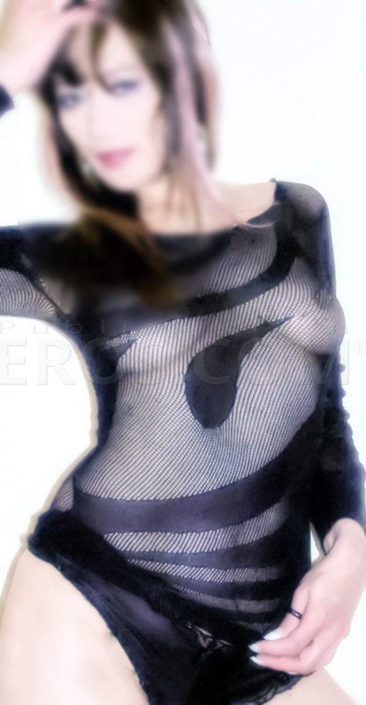 Exotic Asian Leeza