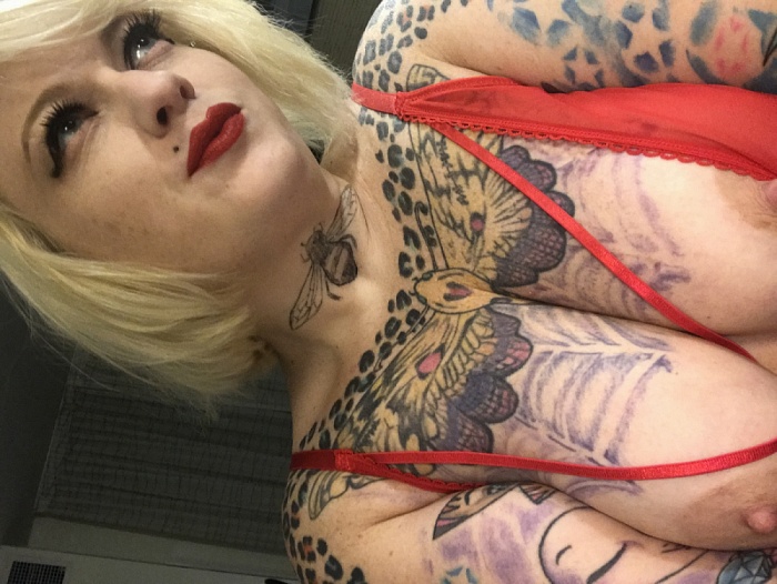 Badass BBW Kendra