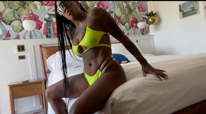 Brooke Ava