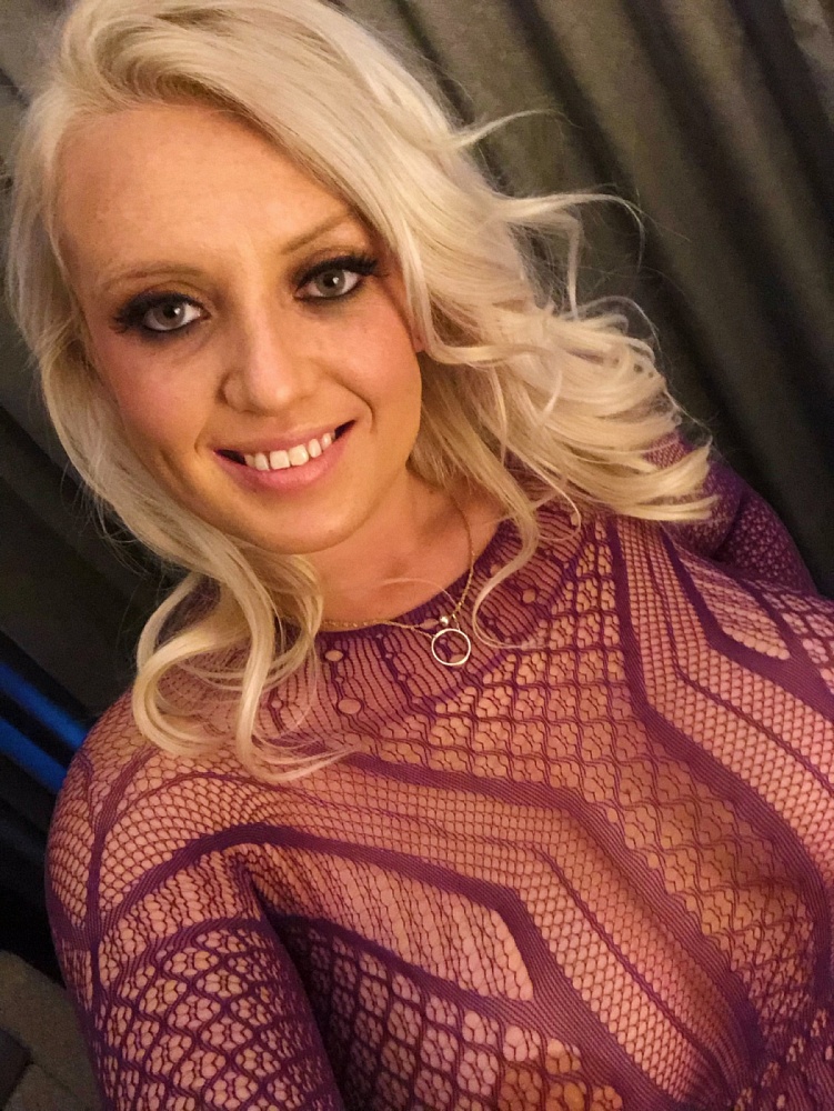 VipBlonde