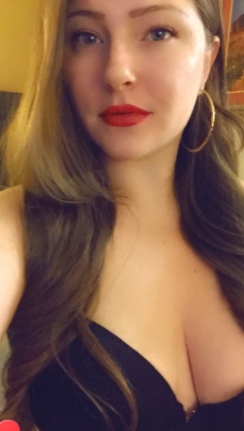 RoselynBinx