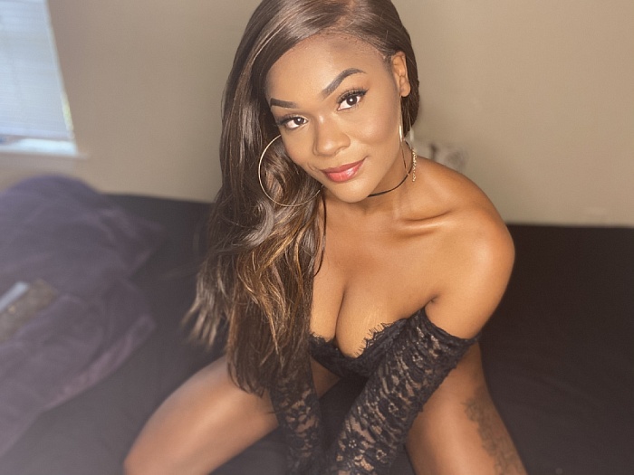 Chelsea raye