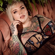 Miss Erin Black’s Avatar
