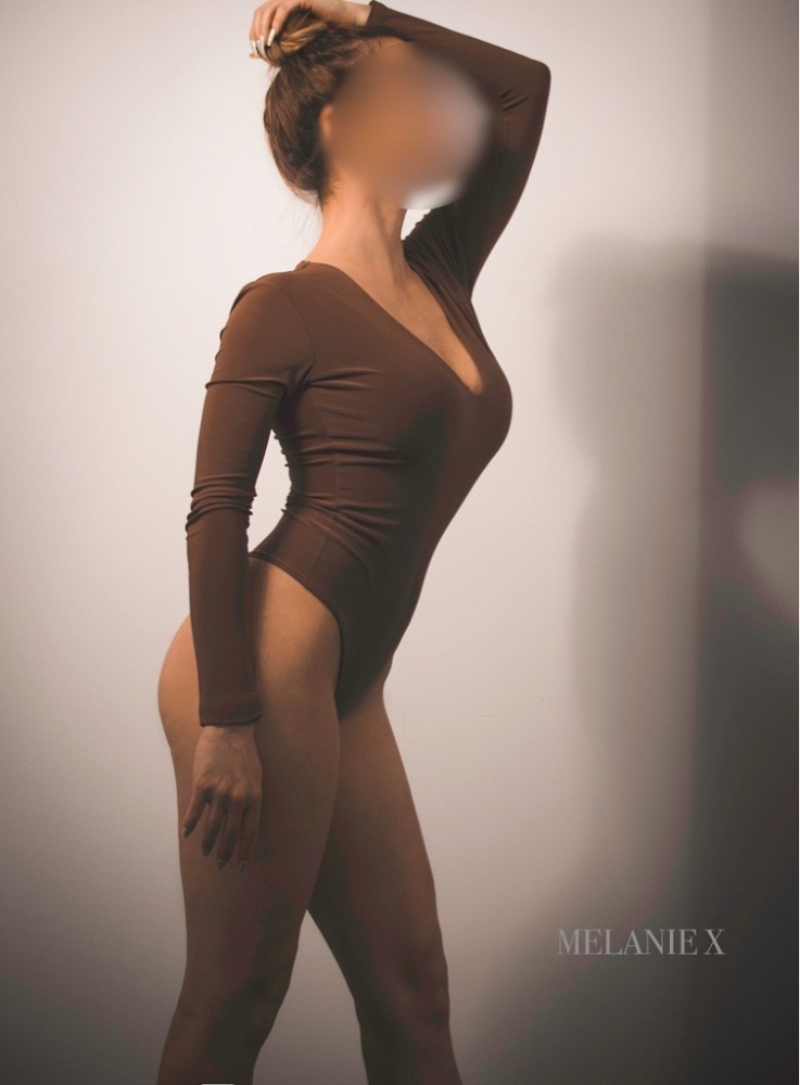 Melanie X