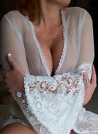 Escort Shari