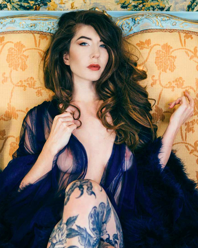 Valerie August