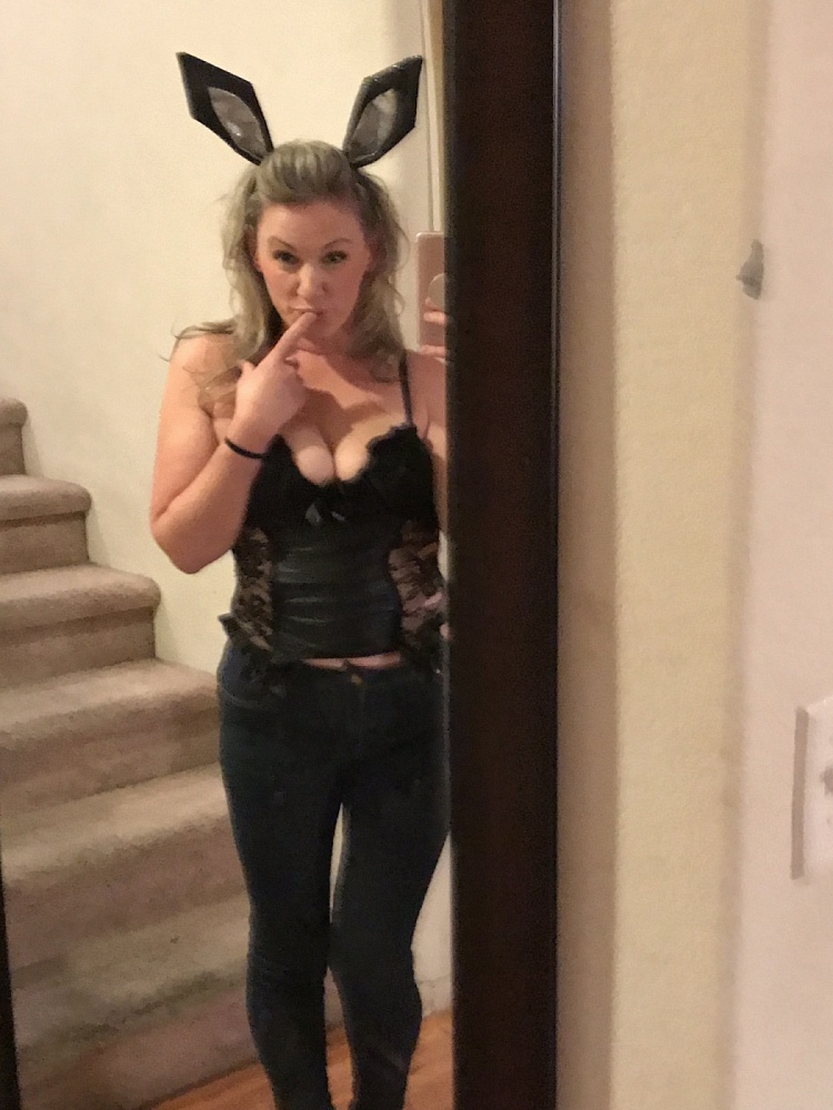 Tanlee April