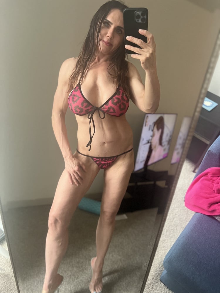 Fit Lady Airport Area