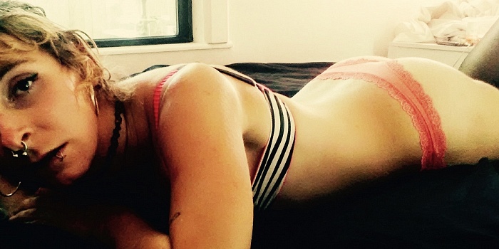 emily sixx’s Cover Photo