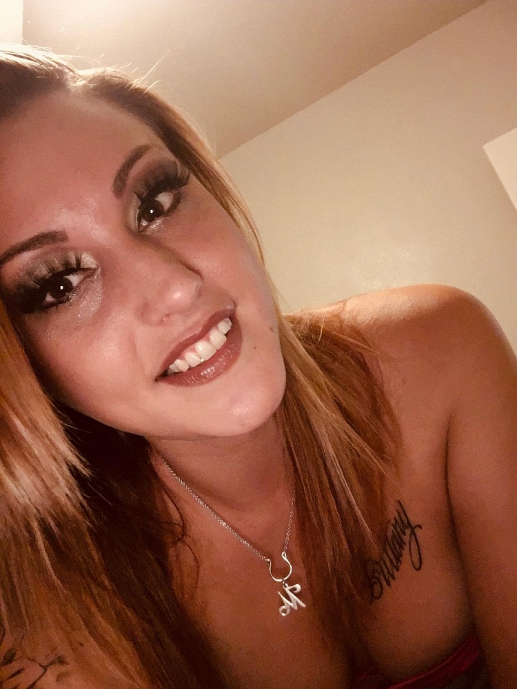 Hilary FoXX