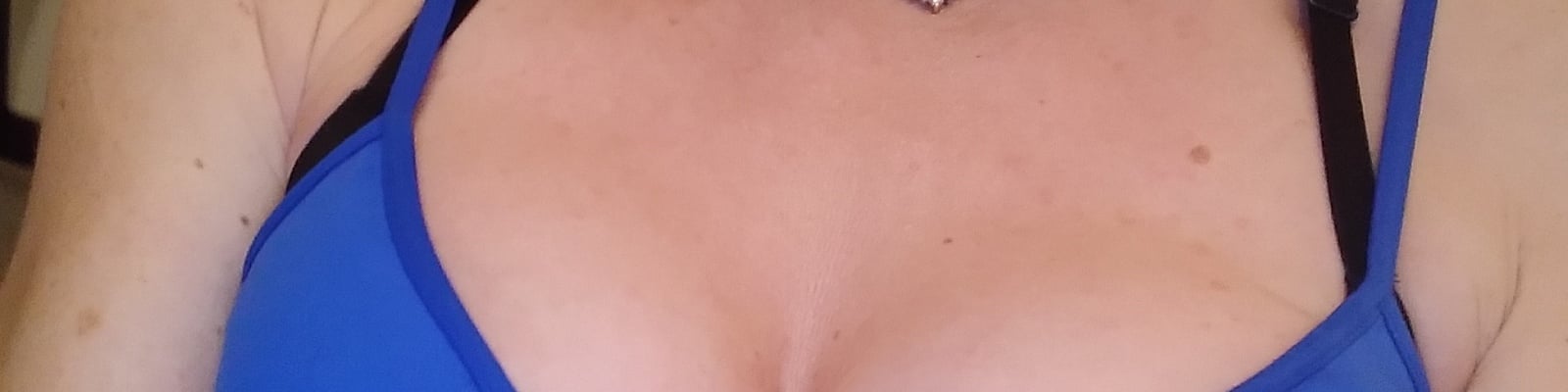 Nina Banx’s Cover Photo