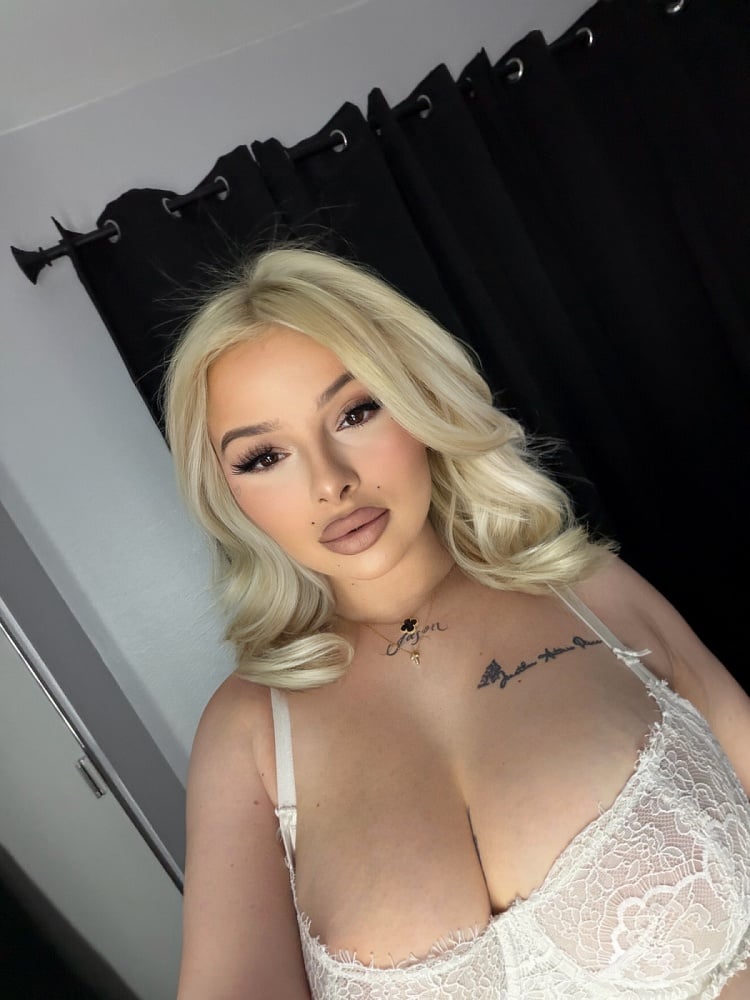 Arianna Banxx