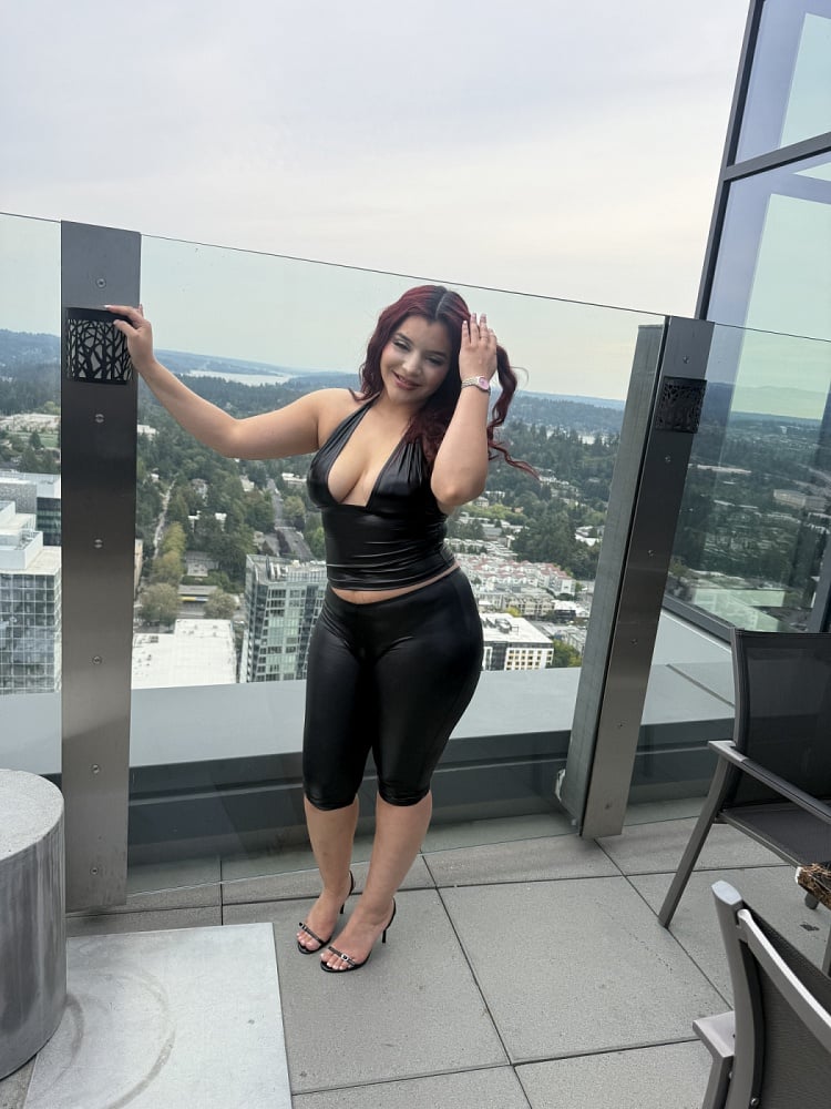 Sophia 1Hundred