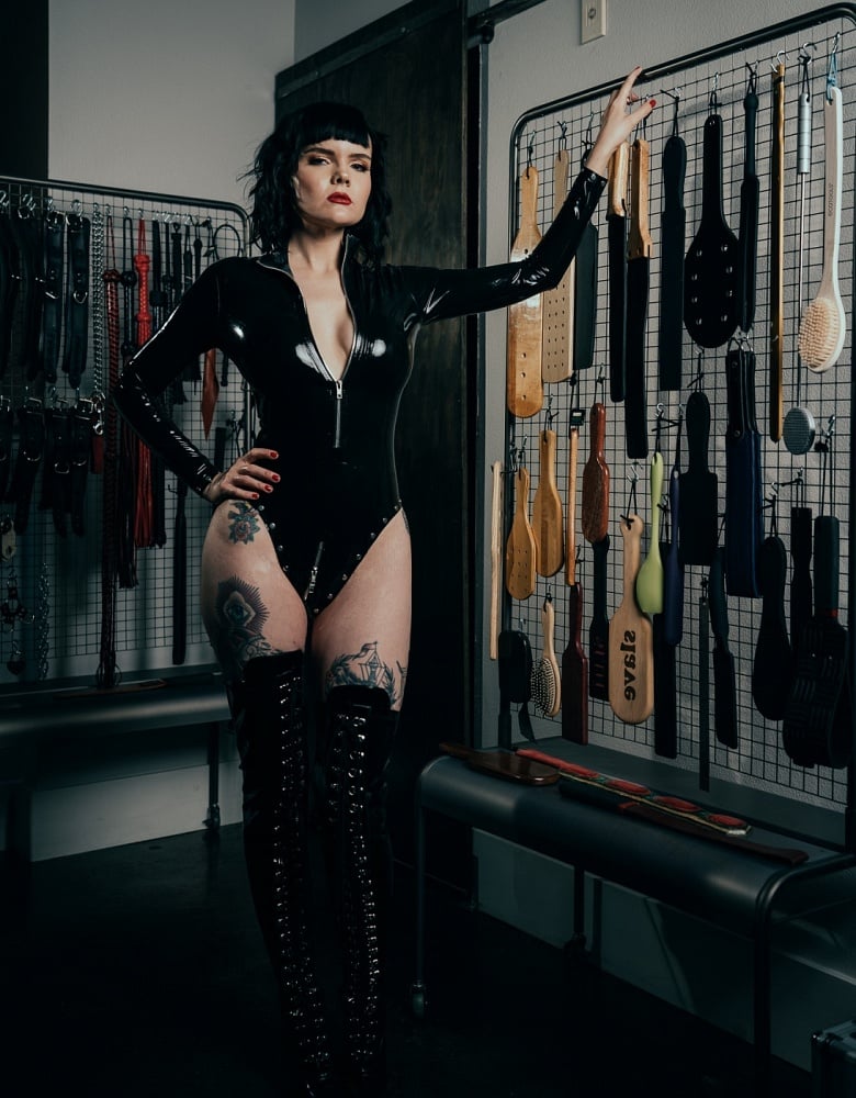 Mistress Petra Hunter