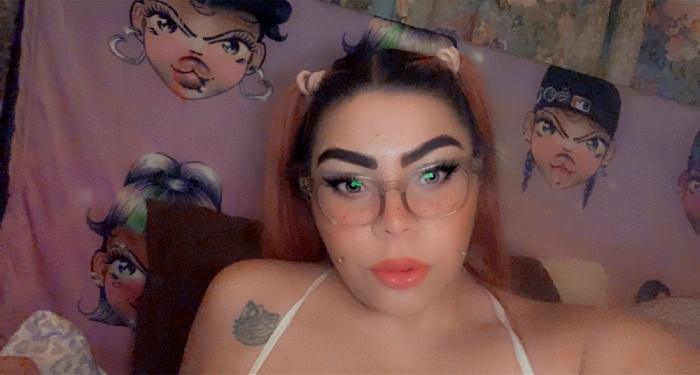 Naomi Bombshell