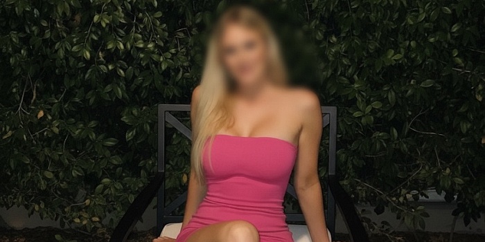 Charliegirlxx’s Cover Photo