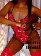 Escort Demure Domina