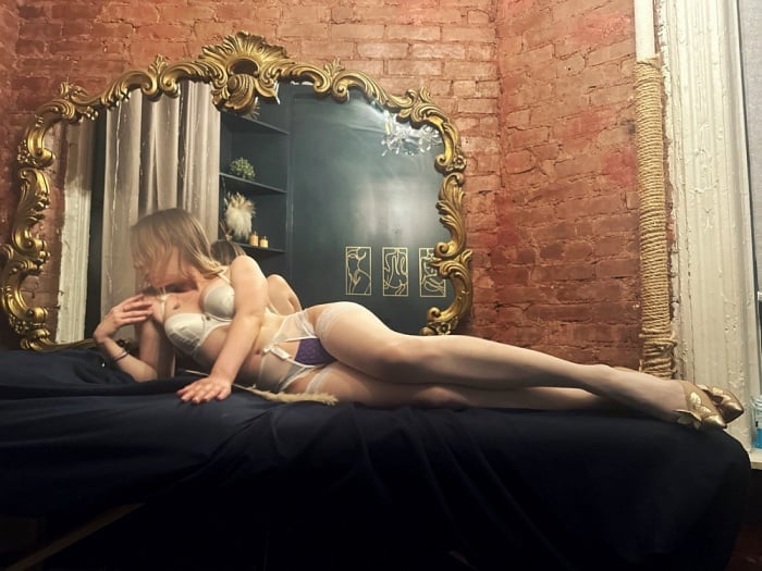 Ruby Bliss