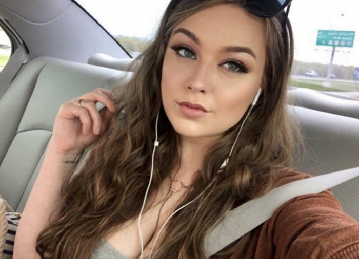 Alaina Fox