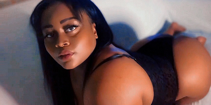 Venus Noire’s Cover Photo