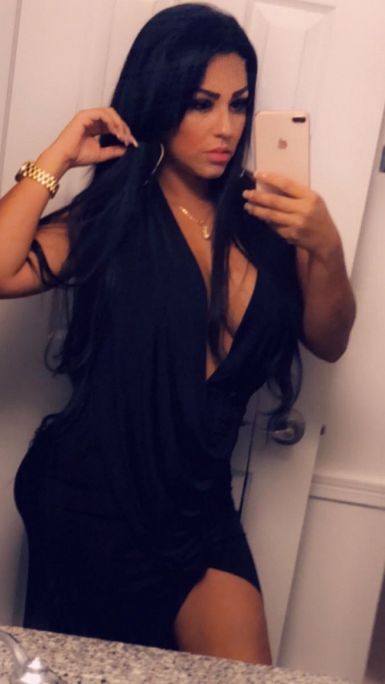 Mia