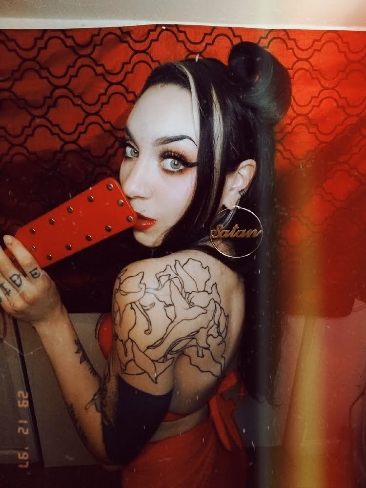 Kitten Von Sin