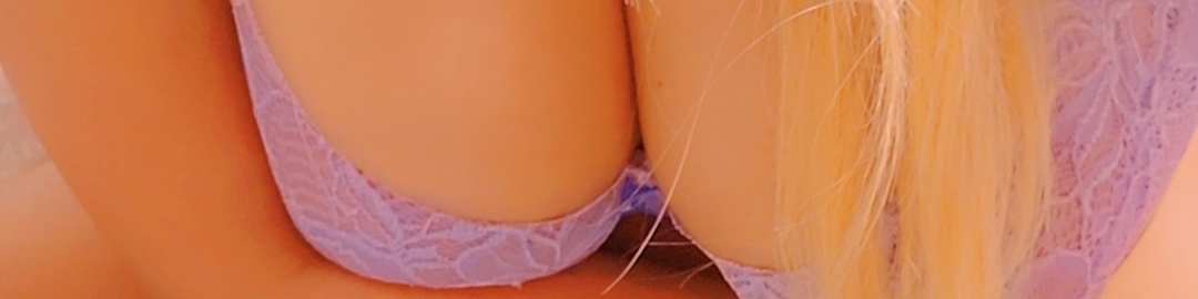 Foxxy’s Cover Photo