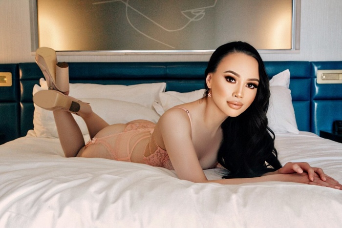Lila Lang
