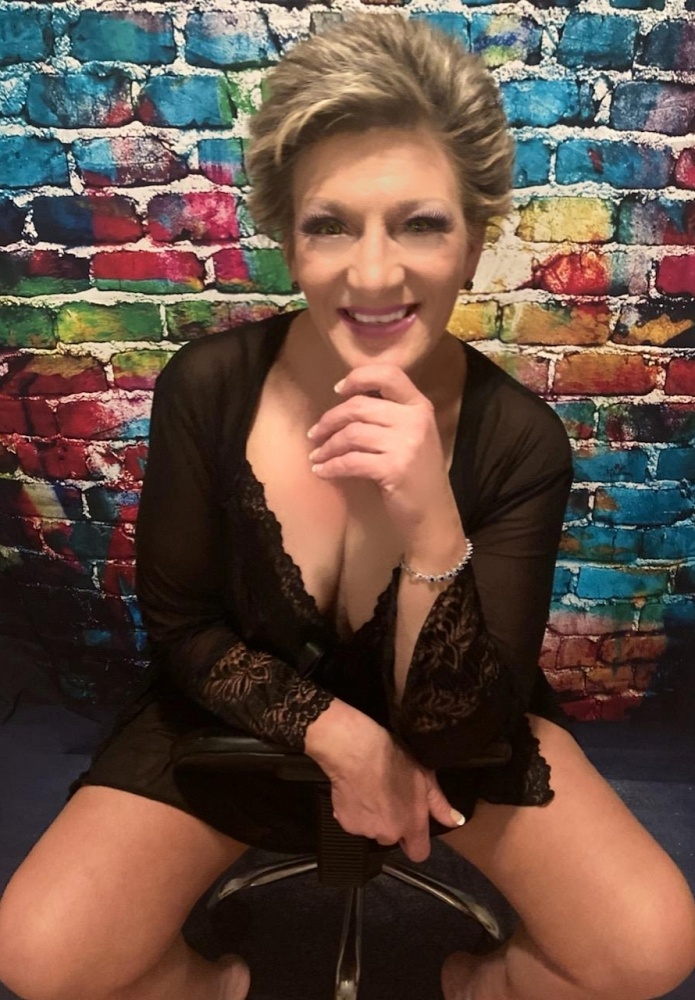 Roxanne Lane