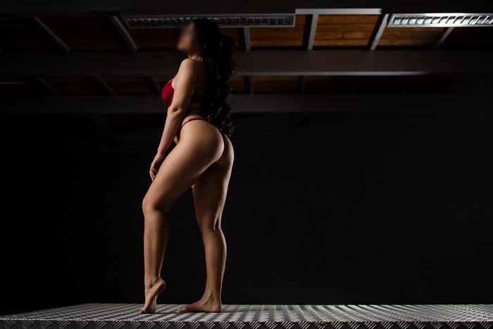 Nicole Moon