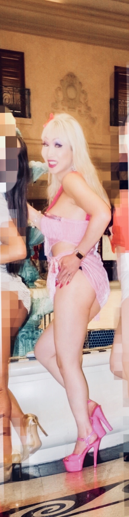 Estrea Sexy Asian Girl
