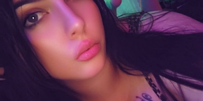 TiffanyVuitton’s Cover Photo
