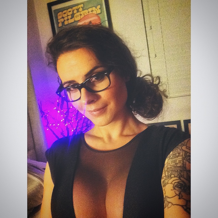 TS Riley Quinn