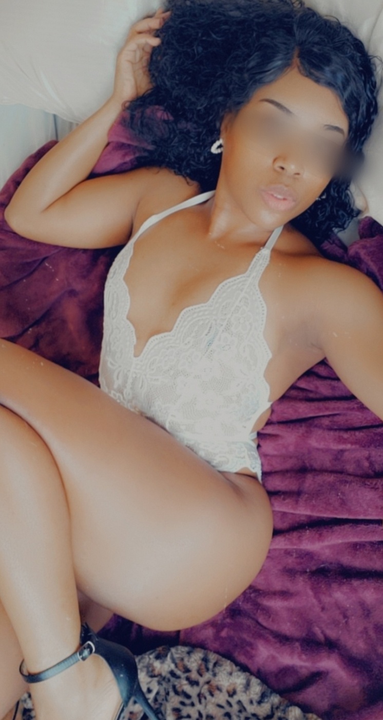 Raven Foxx