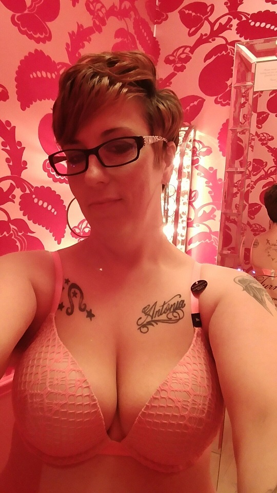 Strawberri Bunni