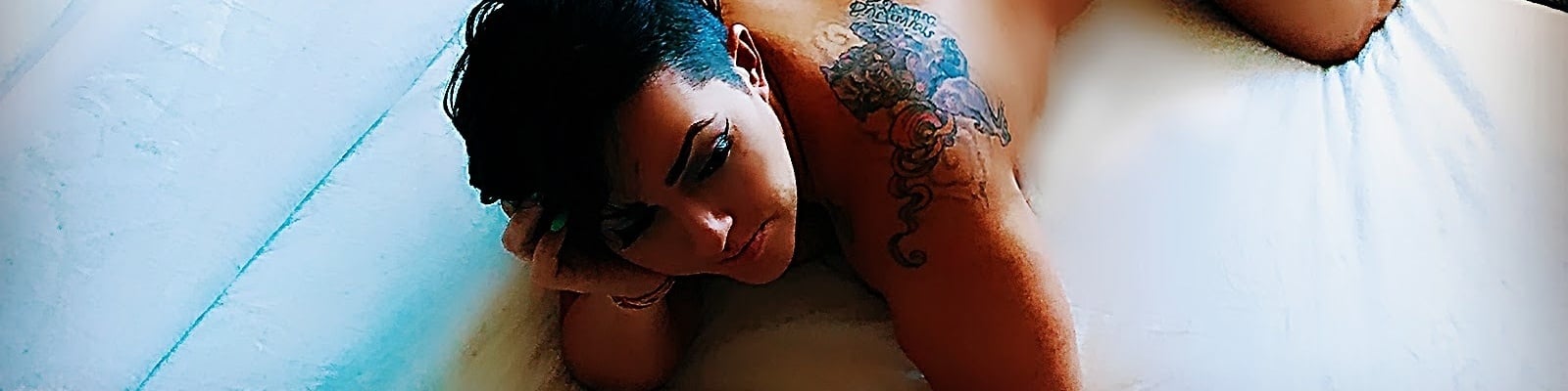 Cinnamon’s Cover Photo